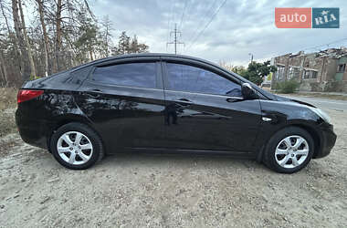 Седан Hyundai Accent 2012 в 
