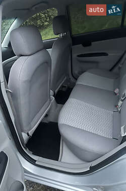 Седан Hyundai Accent 2009 в 