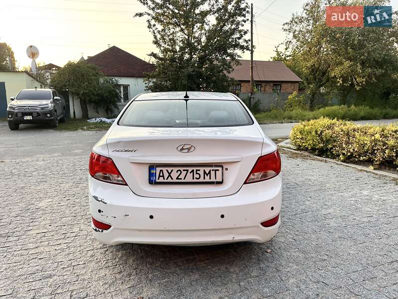 Седан Hyundai Accent 2015 в Харкові фото 5 Седан Hyundai Accent 2015 в Харкові