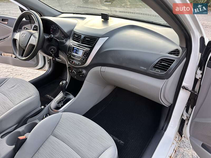Седан Hyundai Accent 2015 в Харкові фото 10 Седан Hyundai Accent 2015 в Харкові