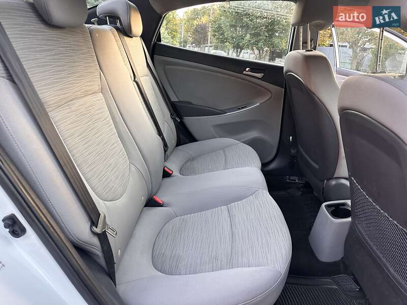 Седан Hyundai Accent 2015 в Харкові фото 14 Седан Hyundai Accent 2015 в Харкові