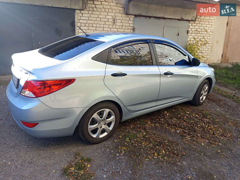 Седан Hyundai Accent 2012 в Балті фото 3 Седан Hyundai Accent 2012 в Балті