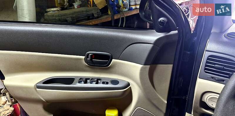 Седан Hyundai Accent 2008 в Терновке фото 11 Седан Hyundai Accent 2008 в Терновке