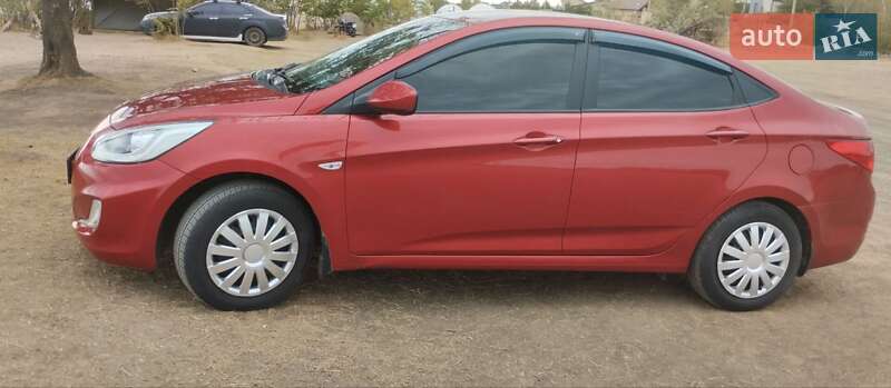 Седан Hyundai Accent 2013 в Черноморском фото 10 Седан Hyundai Accent 2013 в Черноморском