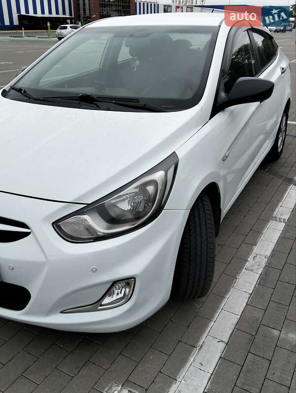 Седан Hyundai Accent 2013 в Одессе