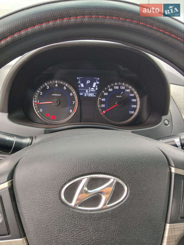 Седан Hyundai Accent 2013 в Одессе