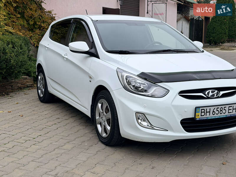 Хэтчбек Hyundai Accent 2012 в Одессе