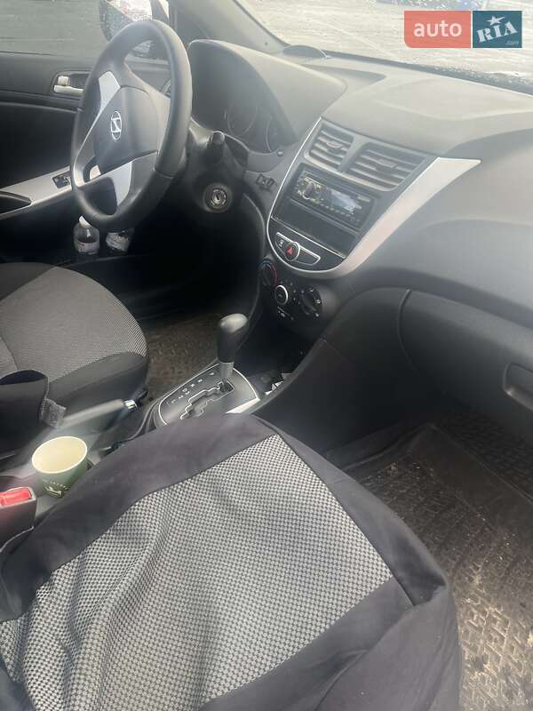 Седан Hyundai Accent 2011 в Харькове