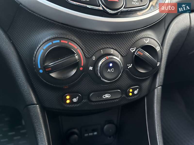 Седан Hyundai Accent 2013 в Киеве фото 33 Седан Hyundai Accent 2013 в Киеве