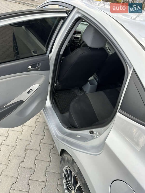 Седан Hyundai Accent 2016 в Хмельницком фото 12 Седан Hyundai Accent 2016 в Хмельницком
