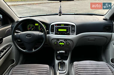 Седан Hyundai Accent 2008 в  фото 15 Седан Hyundai Accent 2008 в