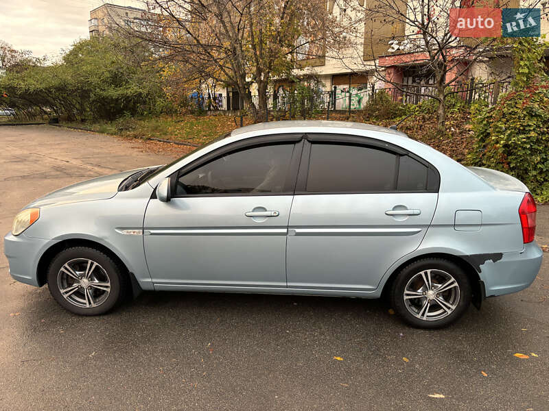 Седан Hyundai Accent 2008 в Киеве