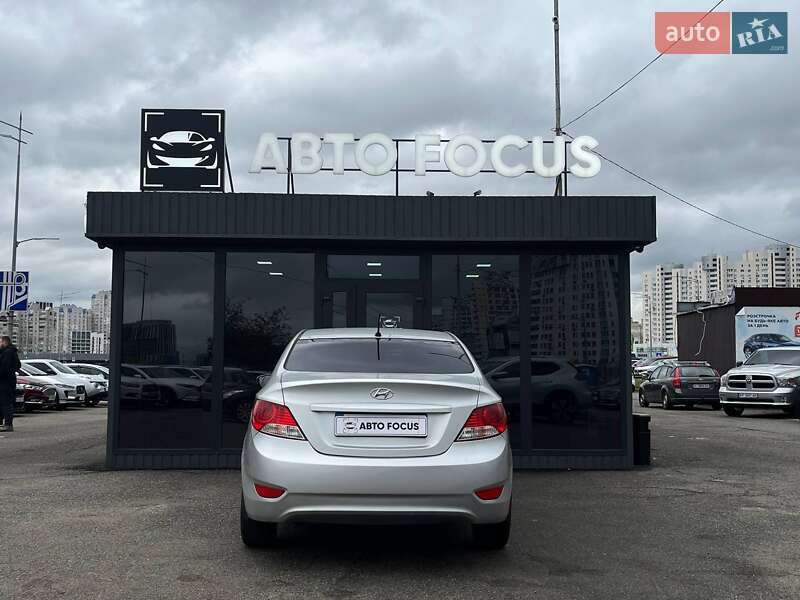Седан Hyundai Accent 2013 в Киеве фото 7 Седан Hyundai Accent 2013 в Киеве