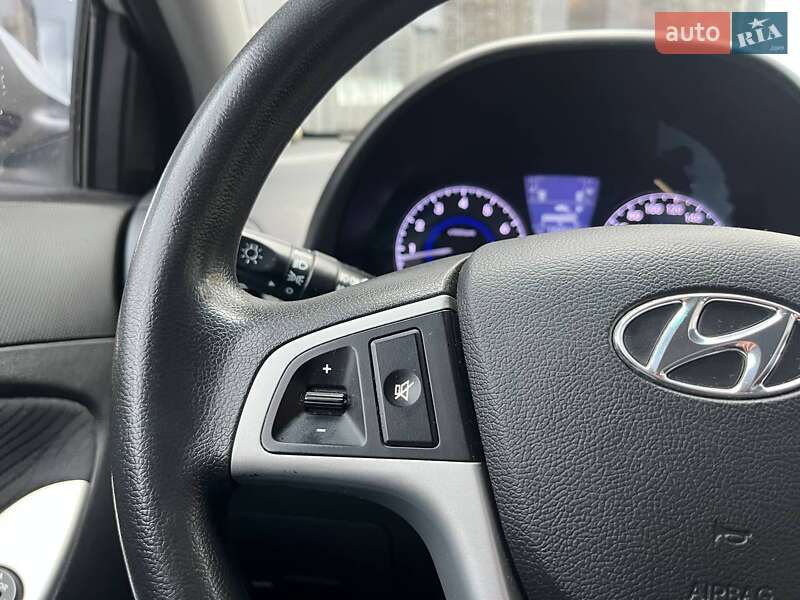 Седан Hyundai Accent 2013 в Киеве фото 18 Седан Hyundai Accent 2013 в Киеве