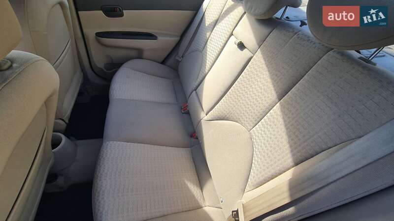 Седан Hyundai Accent 2008 в Иршанске