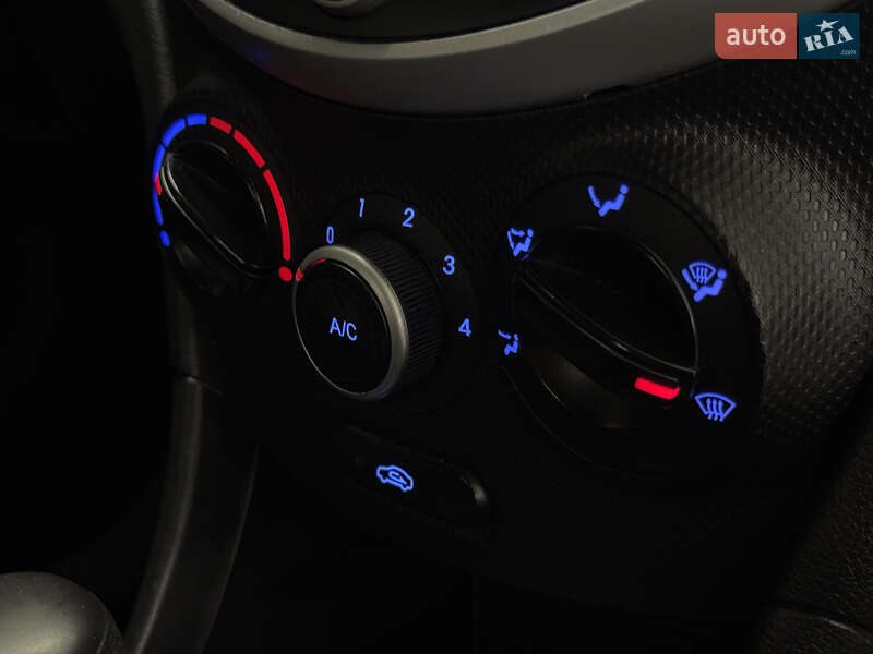 Седан Hyundai Accent 2011 в Николаеве фото 23 Седан Hyundai Accent 2011 в Николаеве