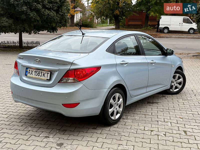 Седан Hyundai Accent 2011 в Харькове фото 6 Седан Hyundai Accent 2011 в Харькове