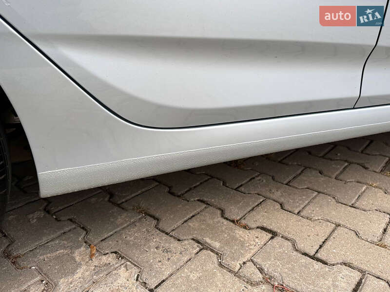 Седан Hyundai Accent 2011 в Харькове фото 18 Седан Hyundai Accent 2011 в Харькове