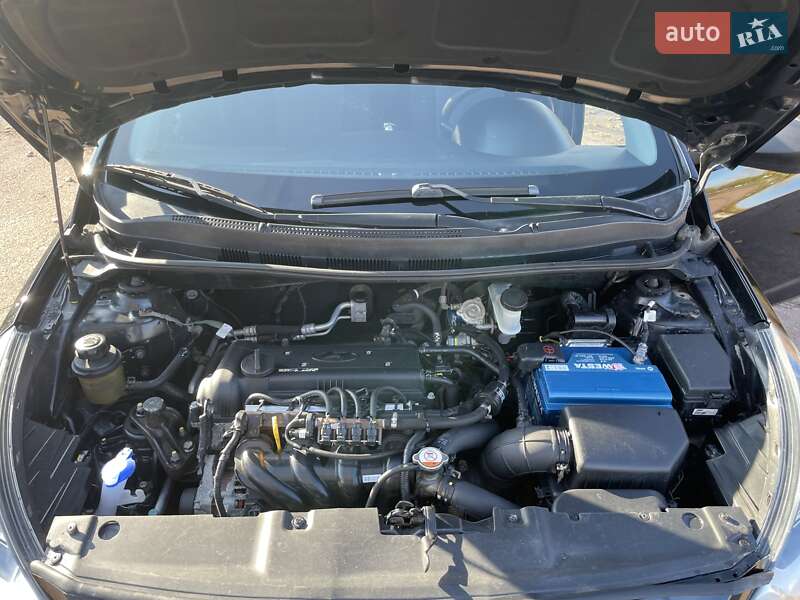 Седан Hyundai Accent 2013 в Чернігові фото 20 Седан Hyundai Accent 2013 в Чернігові