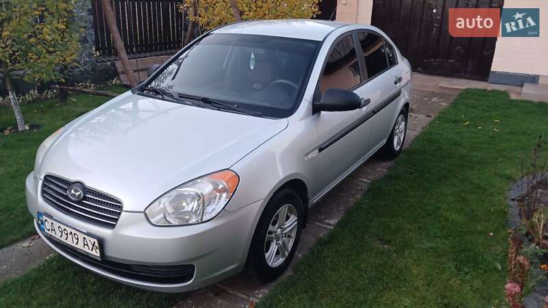 Седан Hyundai Accent 2010 в Корсуне-Шевченковском фото 12 Седан Hyundai Accent 2010 в Корсуне-Шевченковском