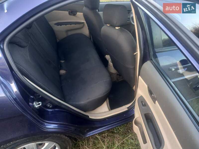 Седан Hyundai Accent 2008 в Сребном фото 4 Седан Hyundai Accent 2008 в Сребном