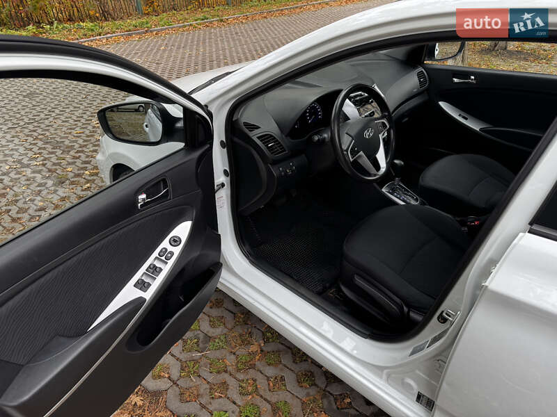 Седан Hyundai Accent 2012 в Харькове