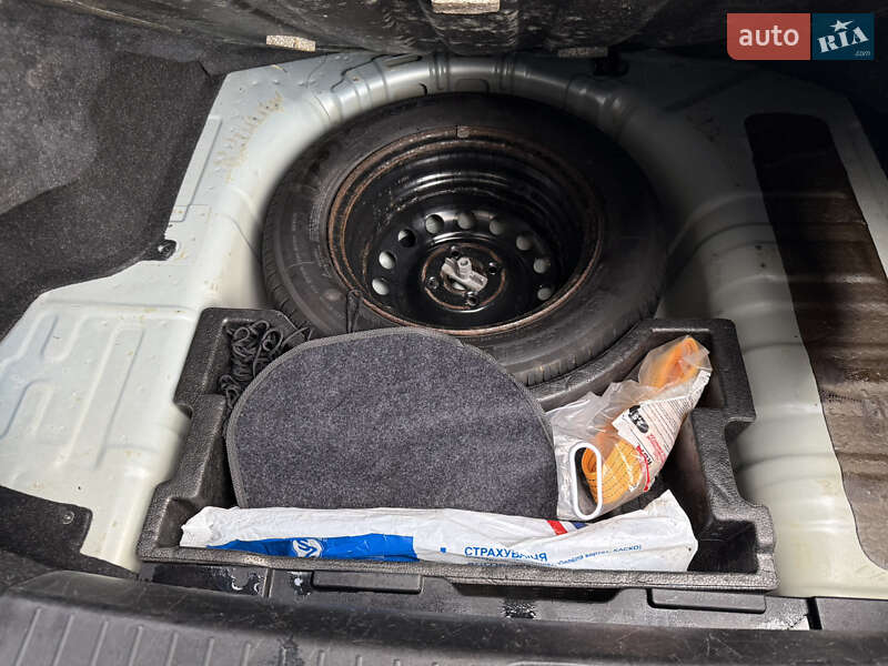 Седан Hyundai Accent 2009 в Киеве фото 10 Седан Hyundai Accent 2009 в Киеве