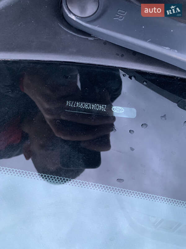 Седан Hyundai Accent 2012 в Иршаве