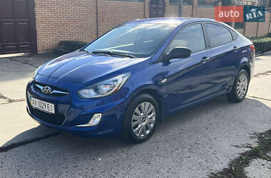 Седан Hyundai Accent 2013 в Харькове