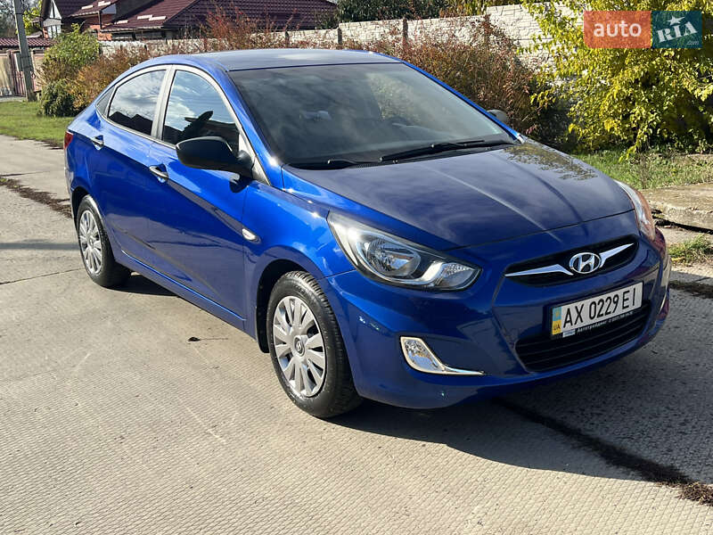 Седан Hyundai Accent 2013 в Харькове