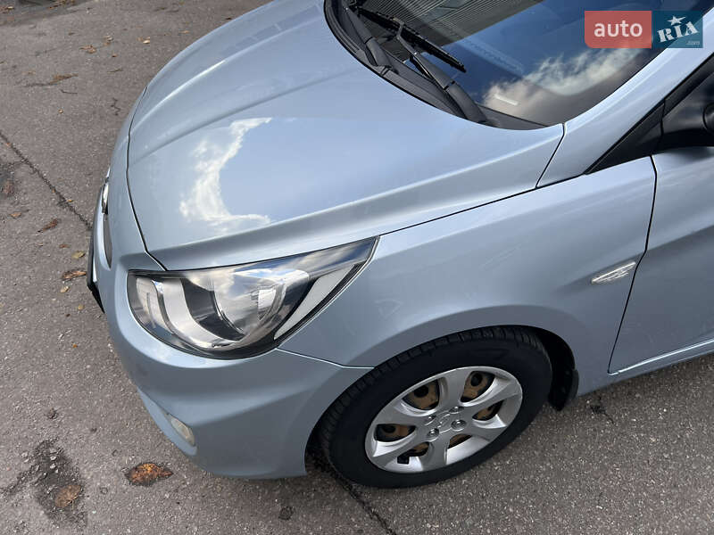 Седан Hyundai Accent 2012 в Харькове фото 10 Седан Hyundai Accent 2012 в Харькове