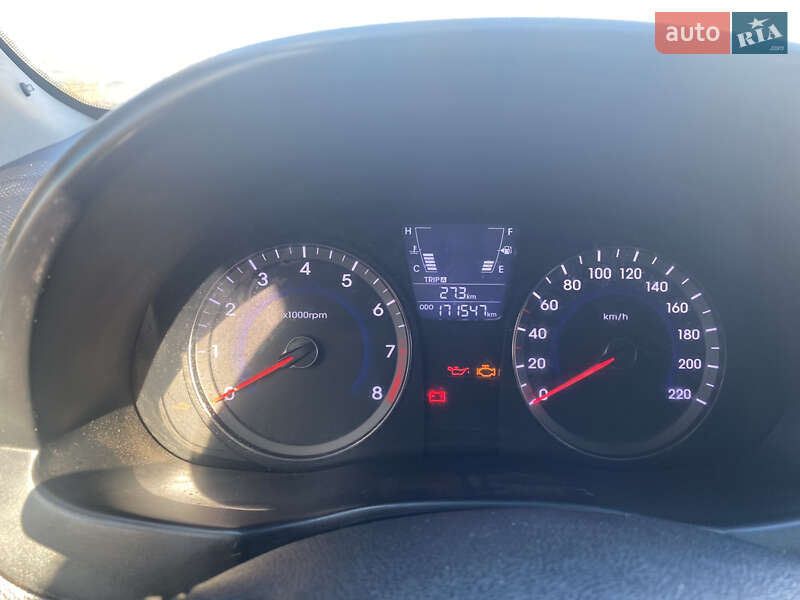 Седан Hyundai Accent 2011 в Полтаві