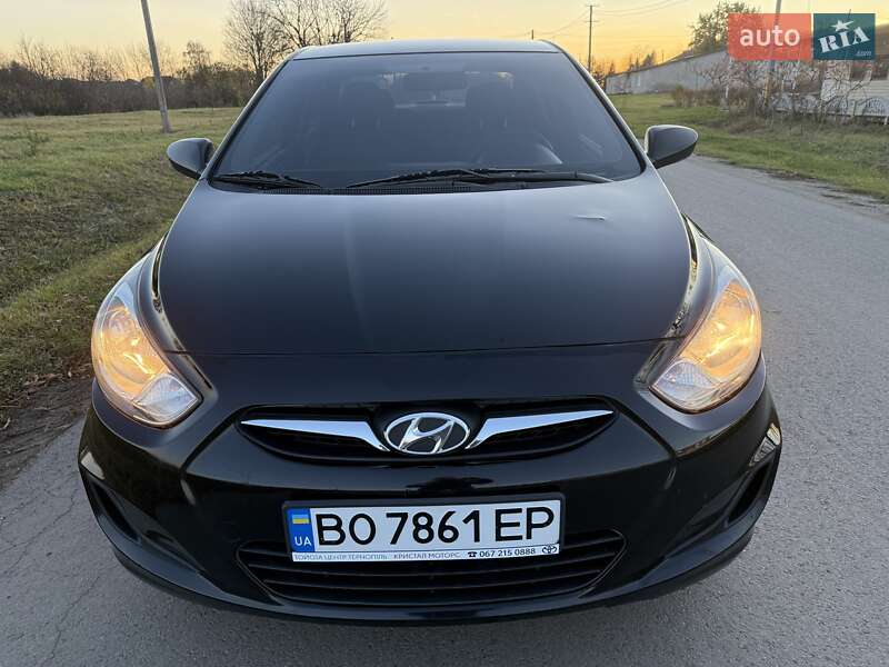 Седан Hyundai Accent 2011 в Тернополе