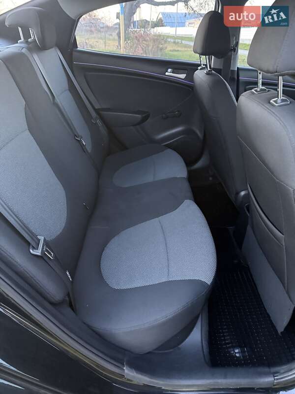 Седан Hyundai Accent 2011 в Тернополе