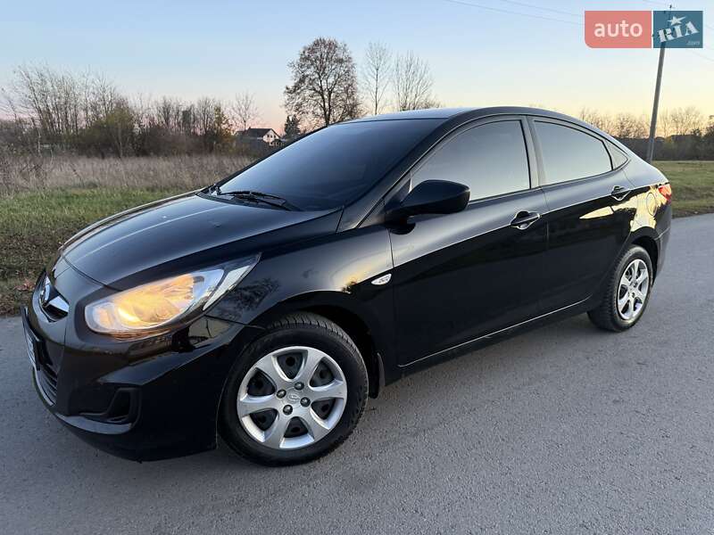 Седан Hyundai Accent 2011 в Тернополе