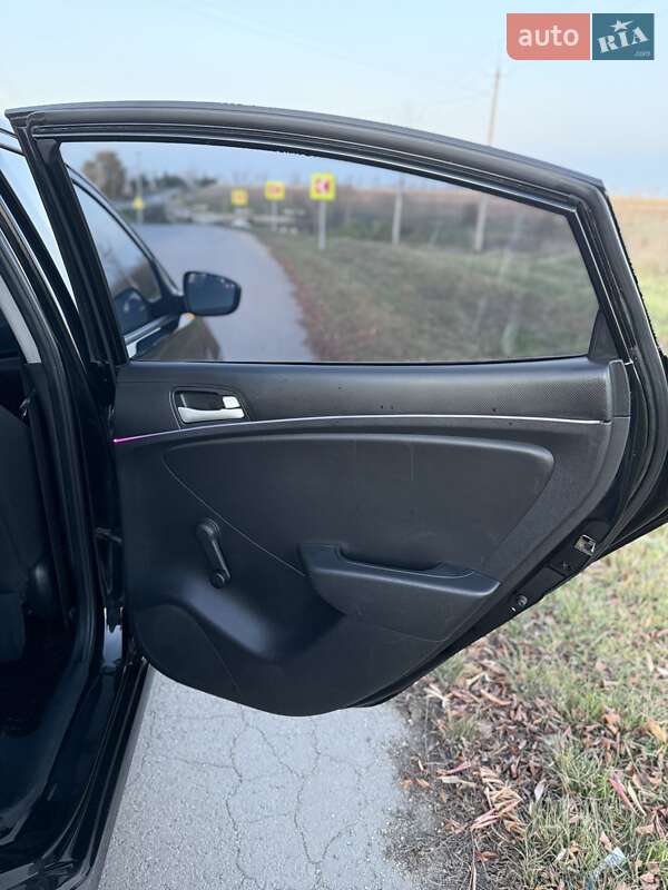 Седан Hyundai Accent 2011 в Тернополе