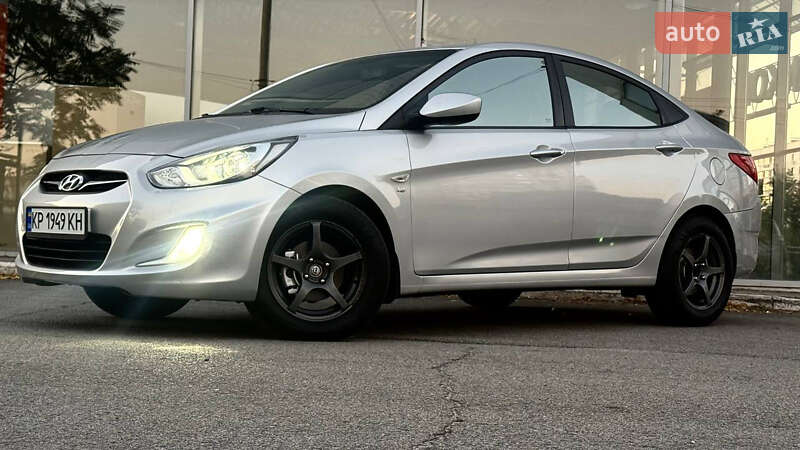 Седан Hyundai Accent 2012 в Запоріжжі фото 3 Седан Hyundai Accent 2012 в Запоріжжі