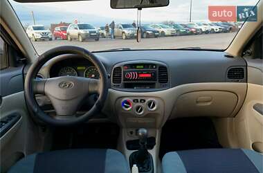 Седан Hyundai Accent 2009 в Харкові