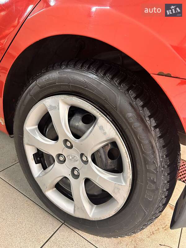 Седан Hyundai Accent 2012 в Одессе фото 5 Седан Hyundai Accent 2012 в Одессе