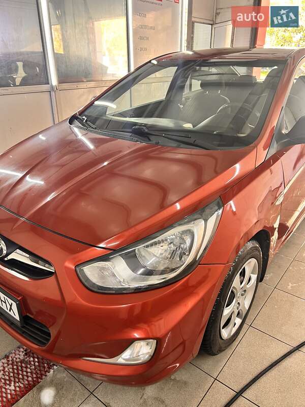 Седан Hyundai Accent 2012 в Одессе фото 13 Седан Hyundai Accent 2012 в Одессе