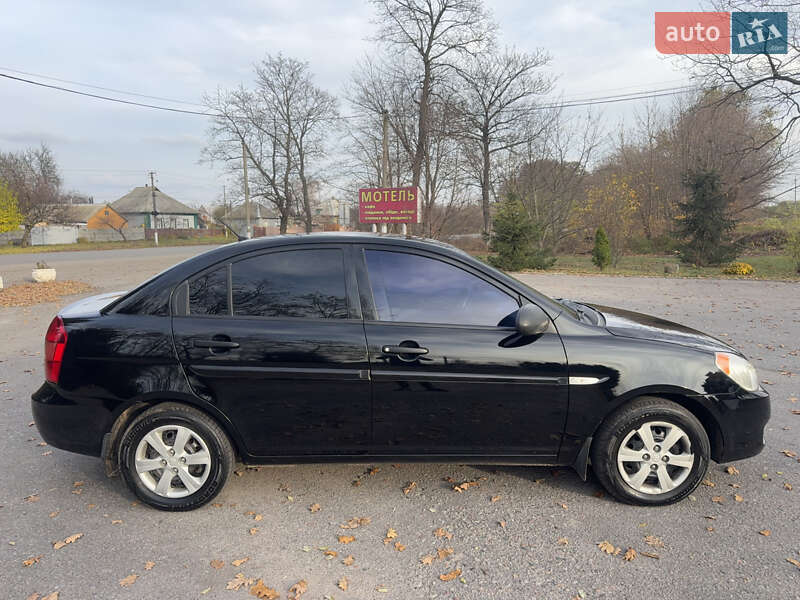 Седан Hyundai Accent 2008 в Прилуках