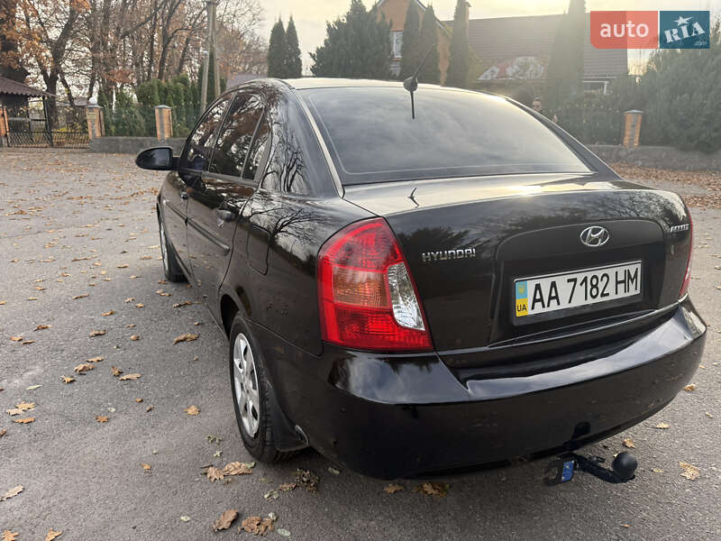 Седан Hyundai Accent 2008 в Прилуках