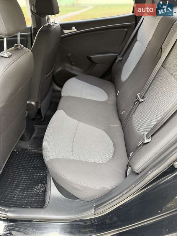 Седан Hyundai Accent 2011 в Тернополе