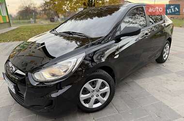 Седан Hyundai Accent 2011 в Тернополі