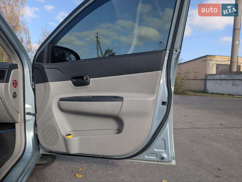Седан Hyundai Accent 2006 в Днепре фото 9 Седан Hyundai Accent 2006 в Днепре