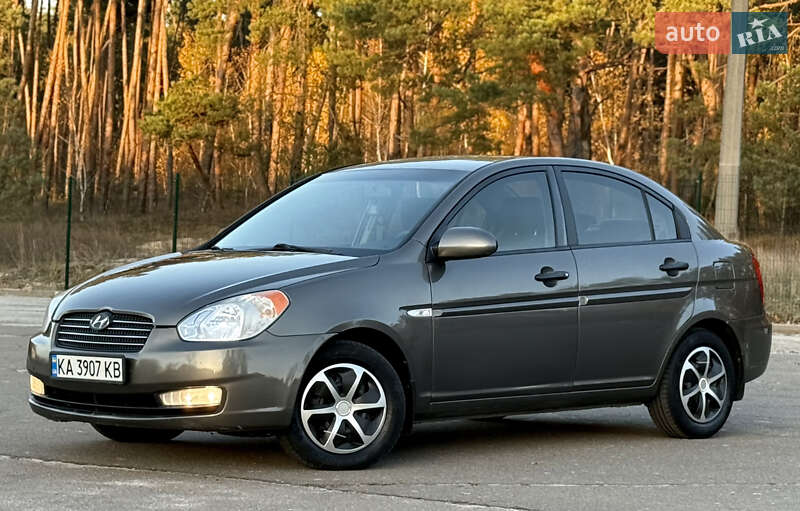 Седан Hyundai Accent 2008 в Киеве