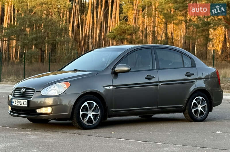 Седан Hyundai Accent 2008 в Киеве