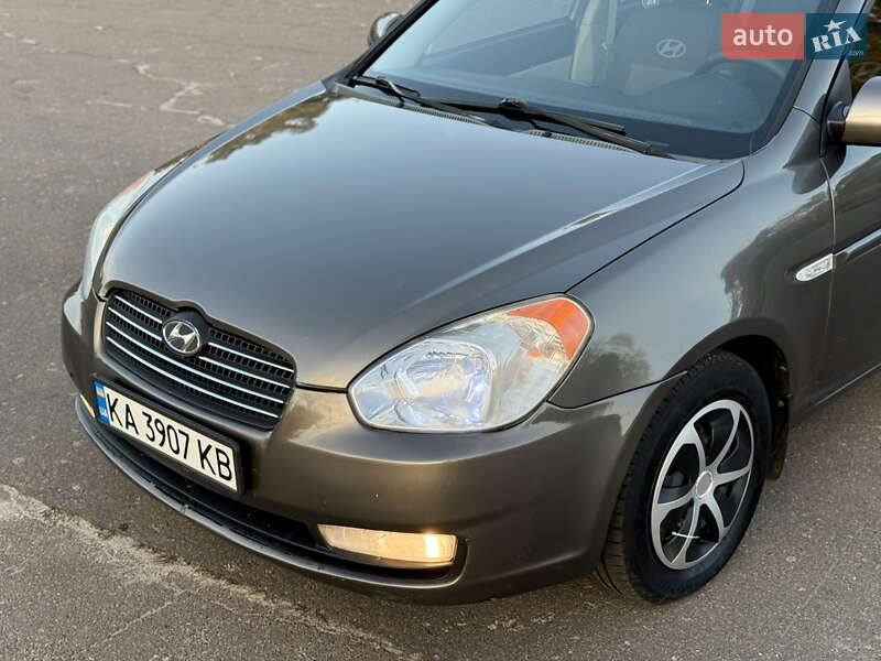 Седан Hyundai Accent 2008 в Киеве