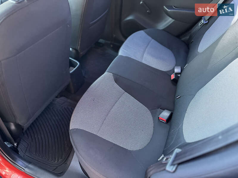 Седан Hyundai Accent 2011 в Киеве фото 18 Седан Hyundai Accent 2011 в Киеве