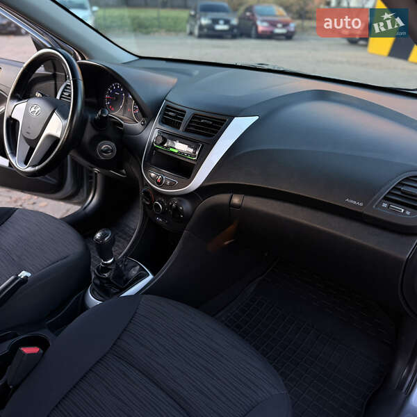 Седан Hyundai Accent 2019 в Киеве фото 9 Седан Hyundai Accent 2019 в Киеве